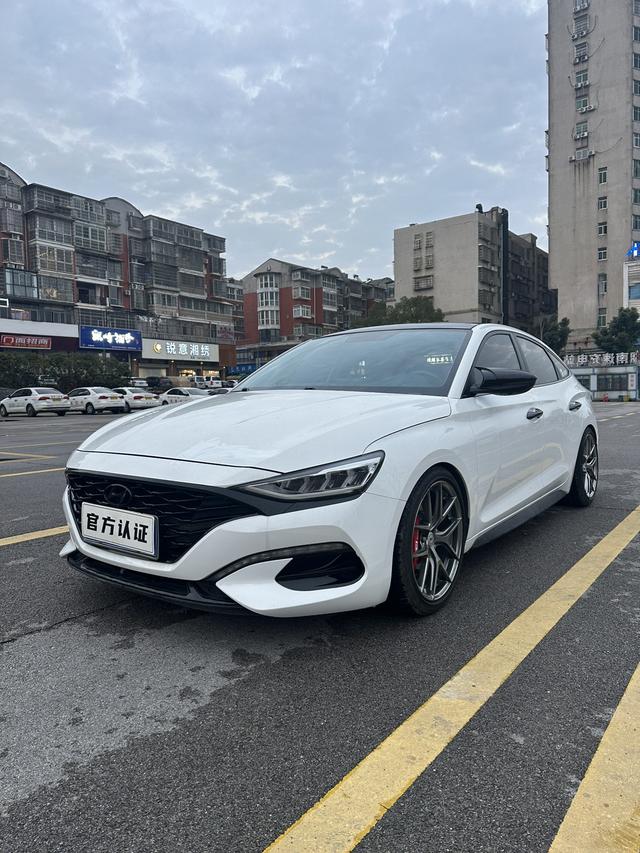 Hyundai LaFesta 2019 280TGDi Sport China VI – фото 1