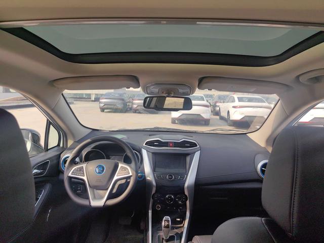 BYD Yuan EV Модель 2018 года EV360 Smart Connect Chevrolet Trax тип – фото 4