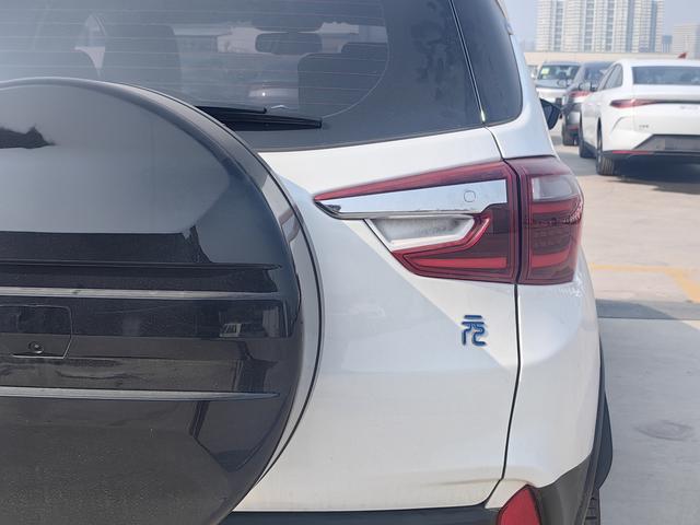 BYD Yuan EV Модель 2018 года EV360 Smart Connect Chevrolet Trax тип – фото 10