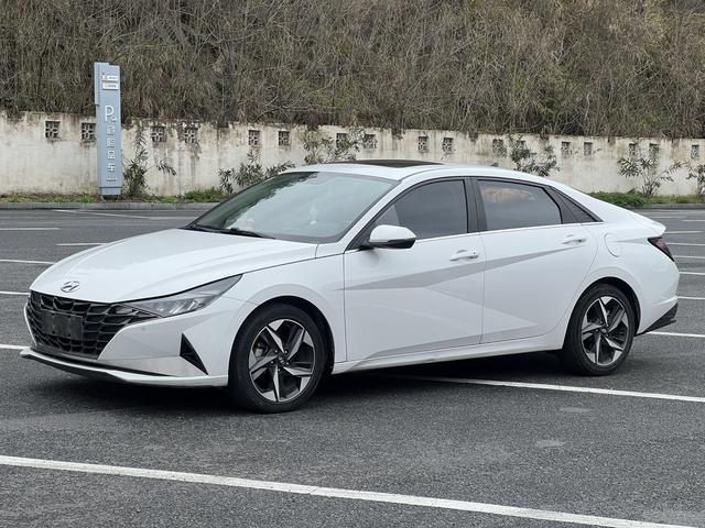 Hyundai Elantra 2021 1.5L CVT GLX Elite – фото 1
