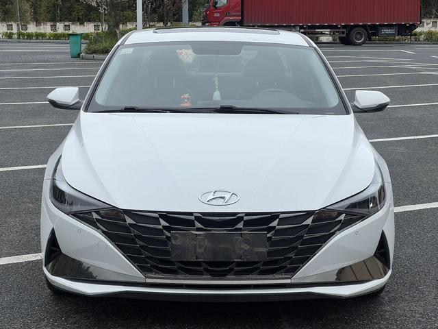 Hyundai Elantra 2021 1.5L CVT GLX Elite – фото 2