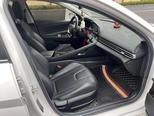Hyundai Elantra 2021 1.5L CVT GLX Elite – фото 8