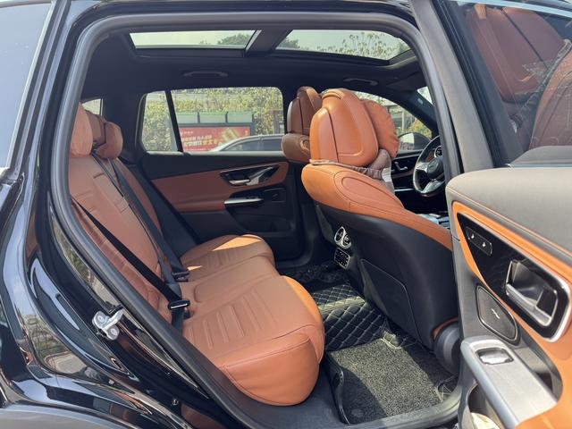 Mercedes-Benz GLC 2024 GLC 260 L 4MATIC Dynamic 5-Seater – фото 9