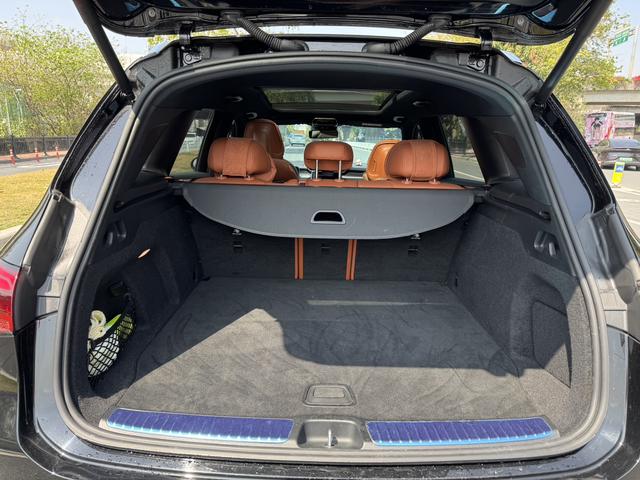 Mercedes-Benz GLC 2024 GLC 260 L 4MATIC Dynamic 5-Seater – фото 10