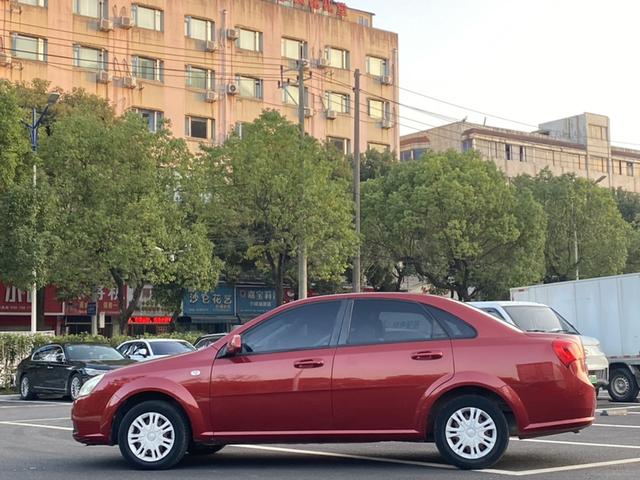 Excelle 2015 модификация 1.5L Manual Exclusive – фото 6
