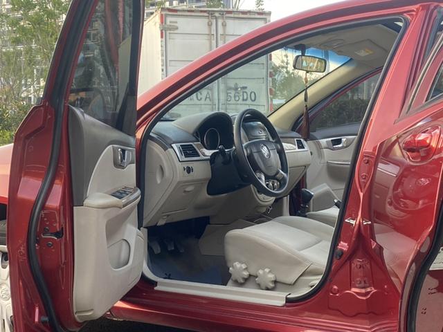 Excelle 2015 модификация 1.5L Manual Exclusive – фото 10