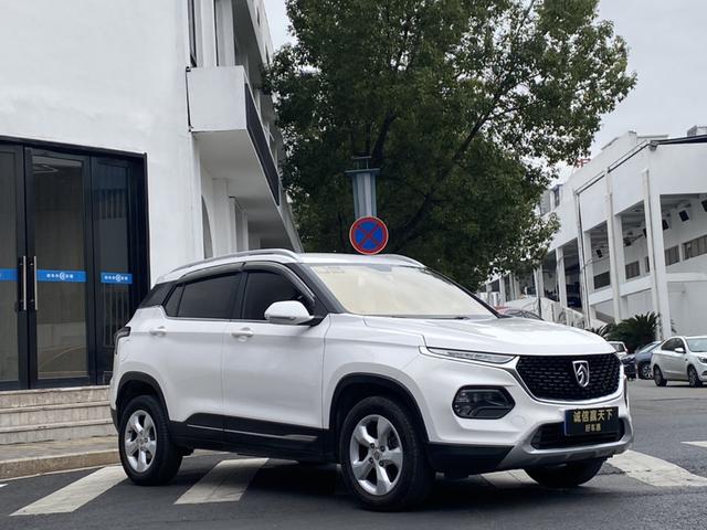 Baojun 510 Модель 2019 года 1.5L Manual Luxgen Xiang тип National V – фото 4