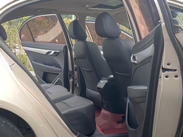 Geely Emgrand Модель 2019 года Leading Edition 1.5L Manual Luxury Country VI – фото 11