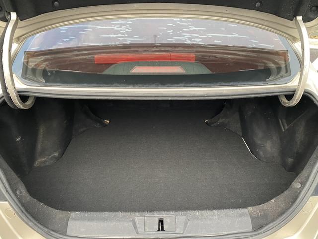 Geely Emgrand Модель 2019 года Leading Edition 1.5L Manual Luxury Country VI – фото 13