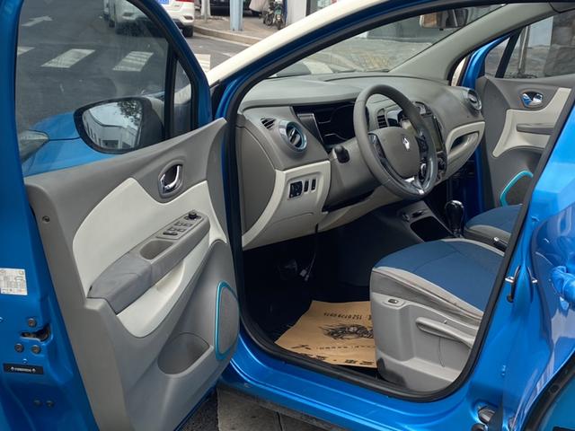 Captur Imported 2015 модификация 1.2T автоматическое Com f ort Fresh Edition – фото 10