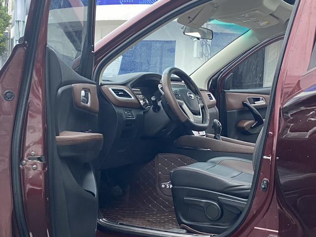 SWM X7 Модель 2018 года 1.5T автоматическое Smart Connect тип 7 seat – фото 8