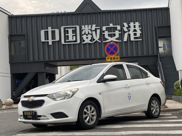 Chevrolet Sail 2015 Sail3 1.3L AMT Ideal – фото 1