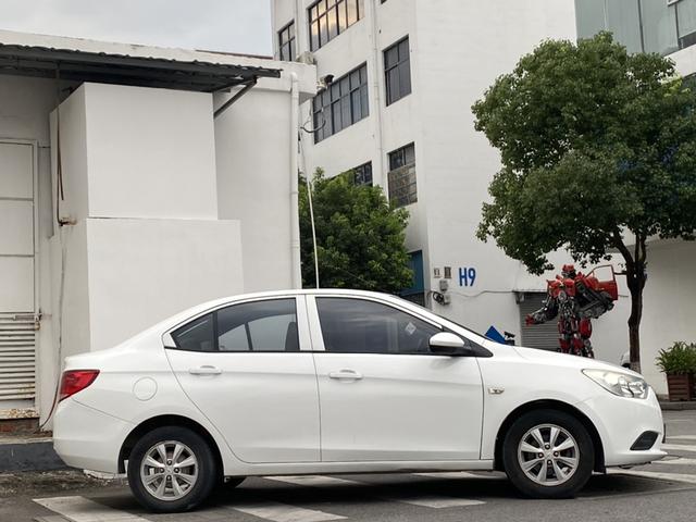Chevrolet Sail 2015 Sail3 1.3L AMT Ideal – фото 5