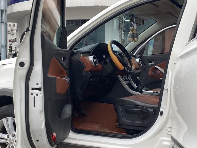 BAIC Huansu S3 2016 модификация S3L 1.5L Manual Prestige – фото 9