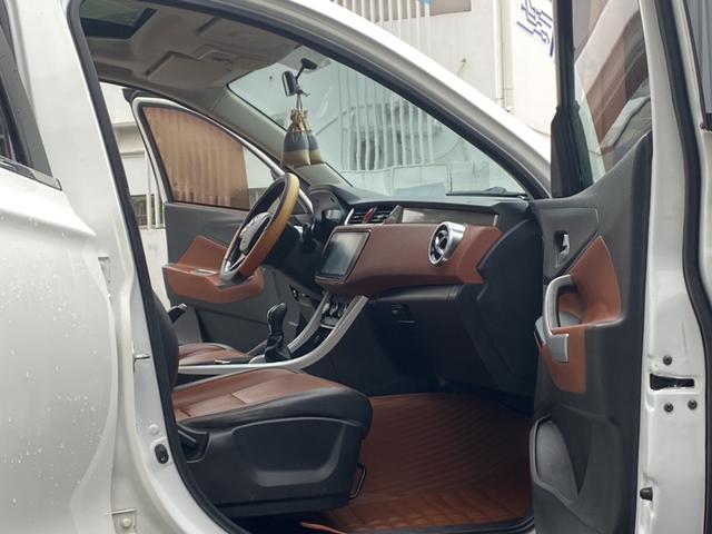 BAIC Huansu S3 2016 модификация S3L 1.5L Manual Prestige – фото 11