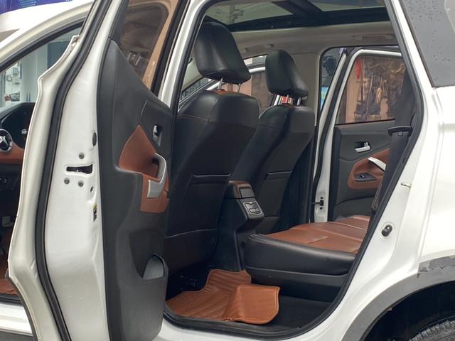 BAIC Huansu S3 2016 модификация S3L 1.5L Manual Prestige – фото 12