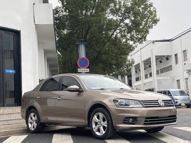 Volkswagen Bora 2016 1.6L Automatic Comfort – фото 4