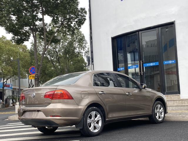 Volkswagen Bora 2016 1.6L Automatic Comfort – фото 7