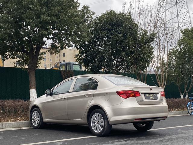Roewe 350 2015 модификация 1.5L Manual Exclusive Edition – фото 9