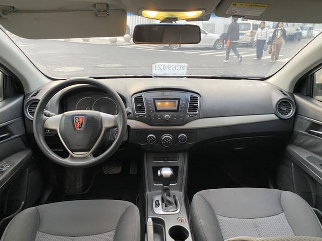 Roewe 350 2015 модификация 1.5L автоматическое Exclusive Edition – фото 11