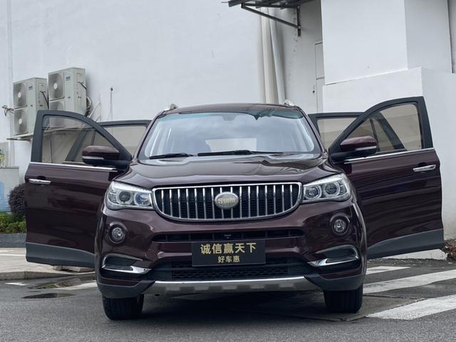 SWM X7 Модель 2018 года 1.5T автоматическое Smart Connect тип 7 seat – фото 2