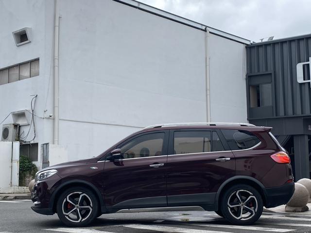 SWM X7 Модель 2018 года 1.5T автоматическое Smart Connect тип 7 seat – фото 6