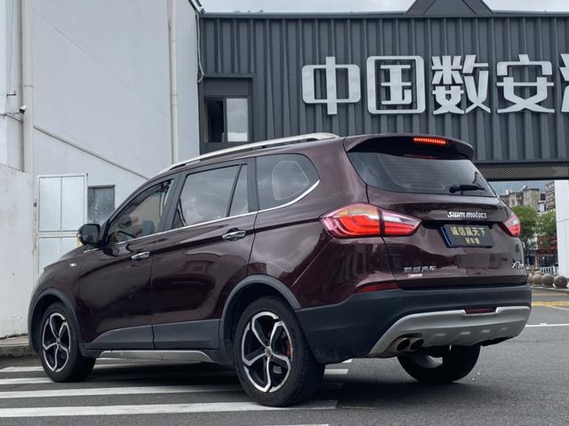 SWM X7 Модель 2018 года 1.5T автоматическое Smart Connect тип 7 seat – фото 7