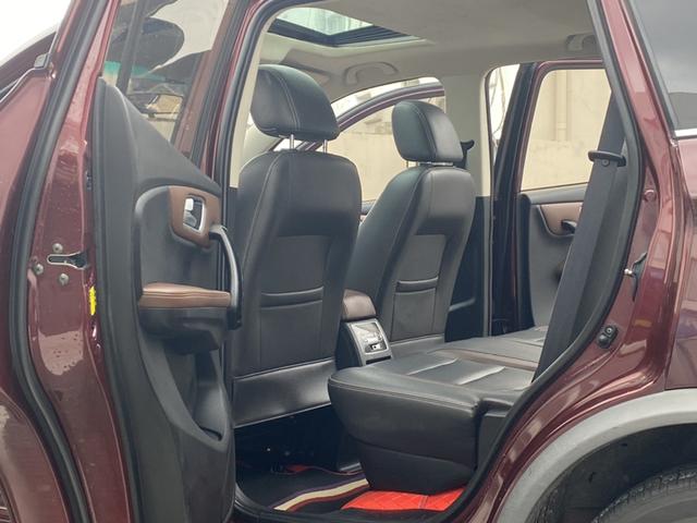 SWM X7 Модель 2018 года 1.5T автоматическое Smart Connect тип 7 seat – фото 14