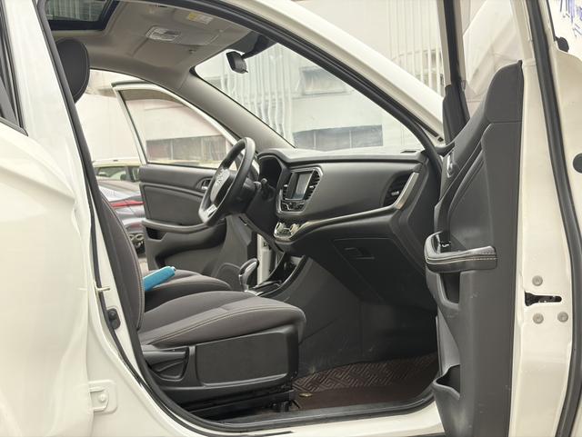 Landwind X2 2017 модификация 1.6L автоматическое Sebring Edition – фото 11