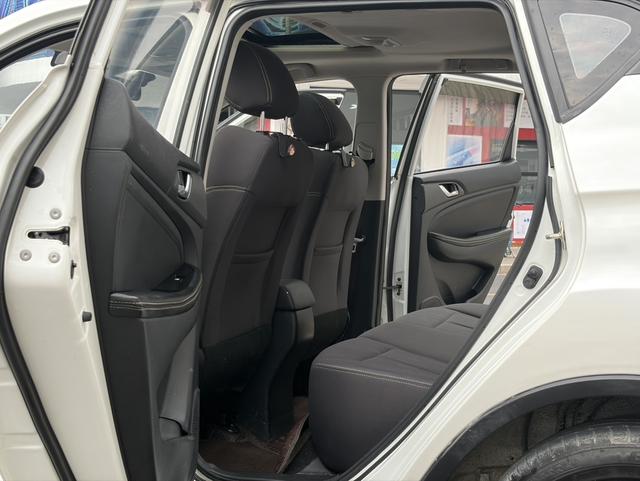 Landwind X2 2017 модификация 1.6L автоматическое Sebring Edition – фото 13