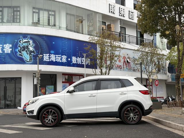 FAW Senya R7 2016 1.6L Manual Premium – фото 5