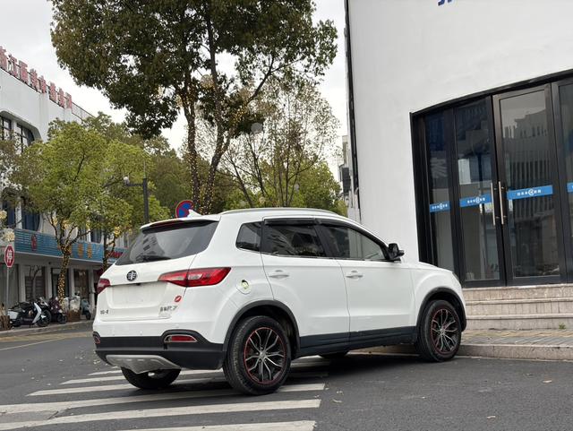 FAW Senya R7 2016 1.6L Manual Premium – фото 7