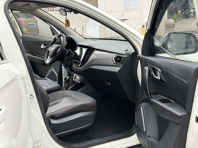 FAW Senya R7 2016 1.6L Manual Premium – фото 12
