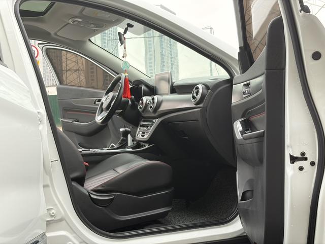 Zhixing 2019 1.5T CVT New Smart Enjoy Edition China VI – фото 12