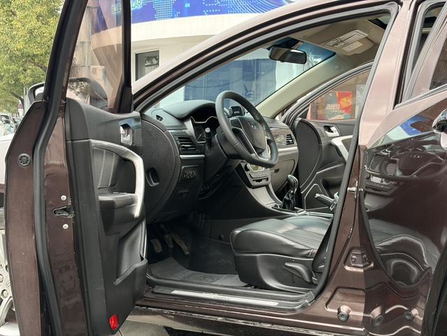 Geely Emgrand 2017 модификация Тройная литиевая батарея кузов Million модификация 1.5L Manual Up Connected Edition – фото 10