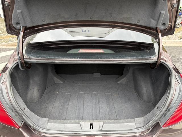 Geely Emgrand 2017 модификация Тройная литиевая батарея кузов Million модификация 1.5L Manual Up Connected Edition – фото 16