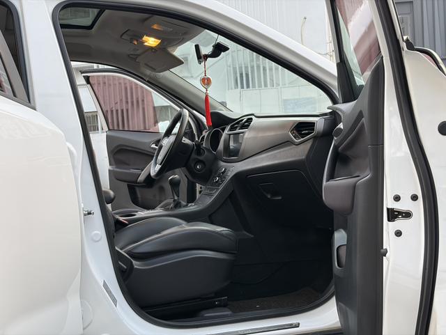 MG GS 2016 1.5TGI Manual Value – фото 12