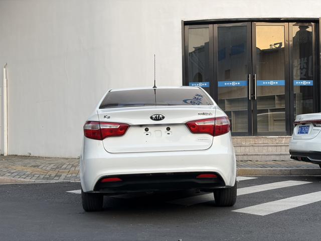KIA K2 2012 модификация Тройная литиевая батарея кузов 1.6L AT Premium ECO – фото 5