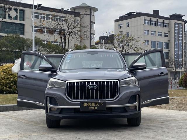 SWM G05 Модель 2019 года 1.5T автоматическое Prestige