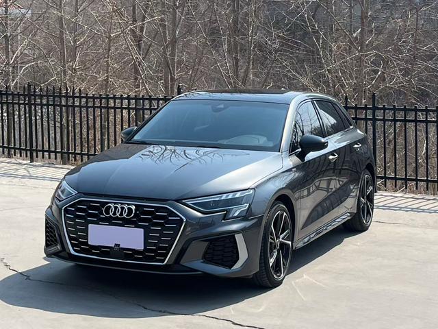 Audi A3 2024 Sportback 35 TFSI Sport – фото 1
