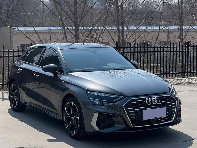 Audi A3 2024 Sportback 35 TFSI Sport – фото 3