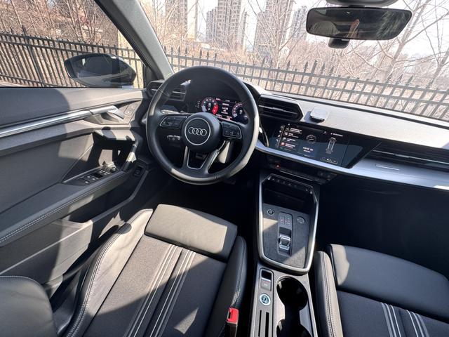 Audi A3 2024 Sportback 35 TFSI Sport – фото 10