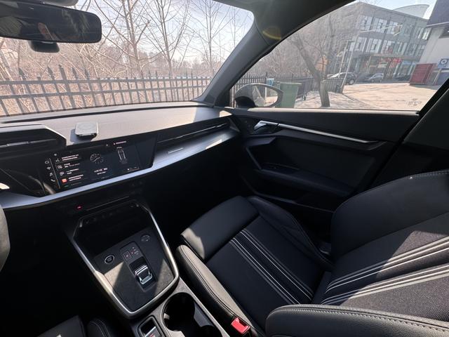 Audi A3 2024 Sportback 35 TFSI Sport – фото 11