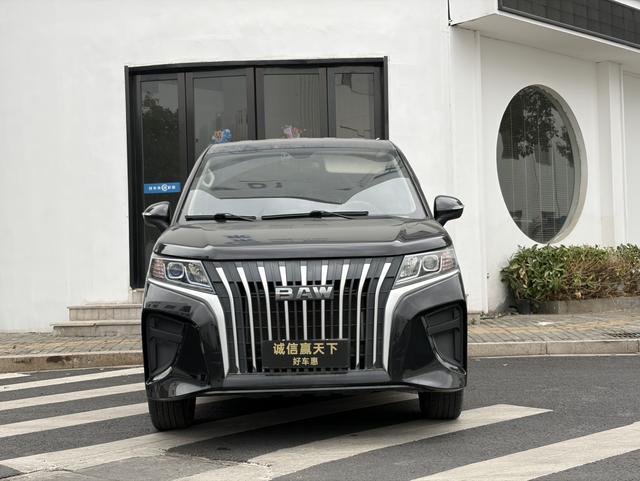 Ruishi Wangpai M7 Раздел 2023 1.6L Creative Edition Manual Long axis 7 seat – фото 3