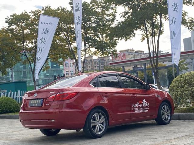 Changan Eado 2016 1.6L Manual Fashion – фото 7