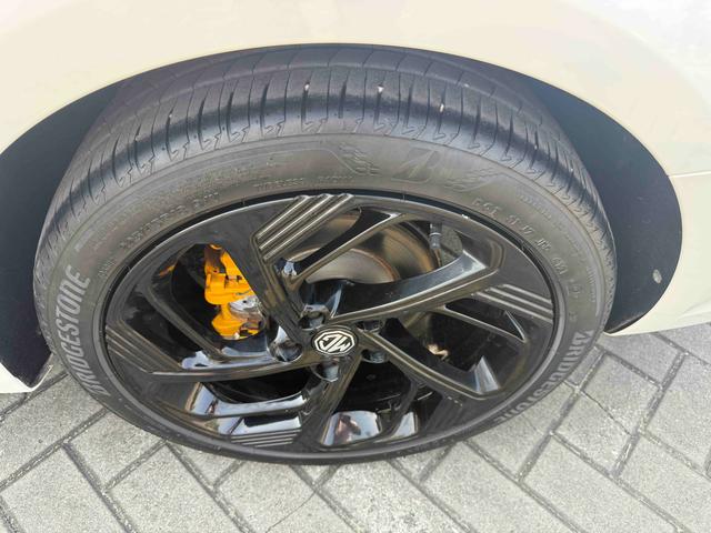 MG6 2021 Pro 1.5T Automatic Trophy Luxury – фото 18