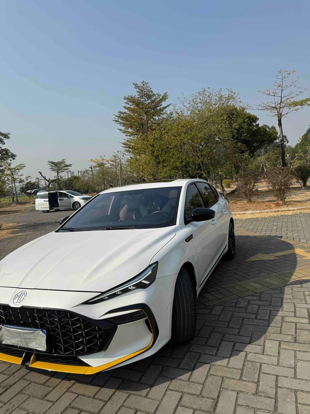 MG6 2021 Pro 1.5T Automatic Trophy Luxury – фото 20