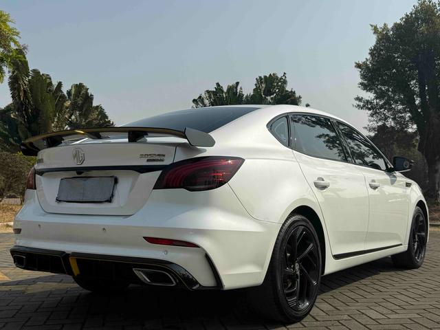 MG6 2021 Pro 1.5T Automatic Trophy Luxury – фото 23