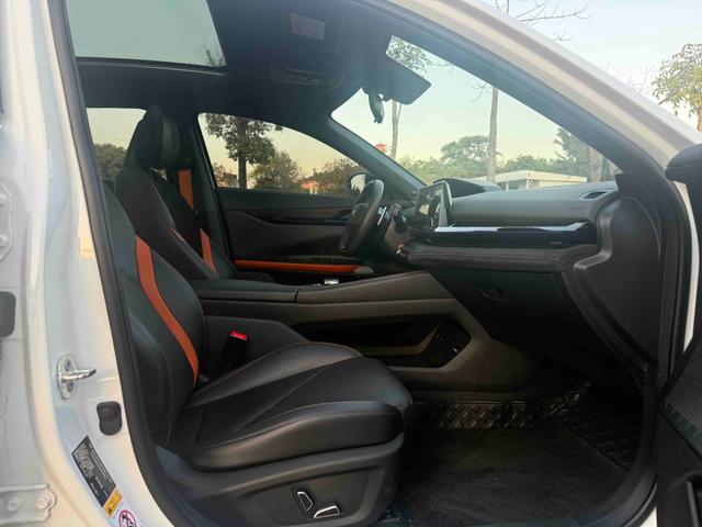 Changan UNI-V 2022 1.5T Sport – фото 5