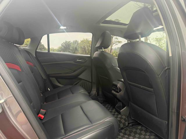 MG5 2022 300TGI DCT Chao Yue Luxury Edition – фото 6